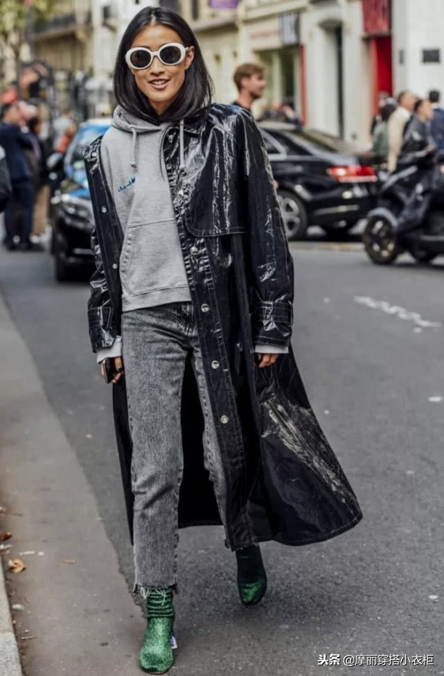 灰色卫衣怎么穿搭最好看,灰色卫衣如何搭出高级感