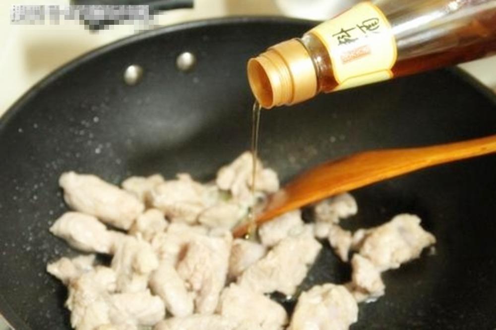 孕妇要注意哪些调味品,孕妇食用添加剂对胎儿有影响吗