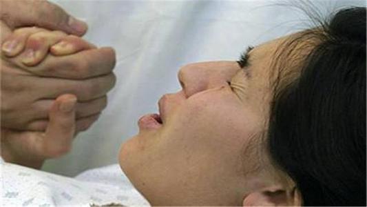 抗麻体质生宝宝剖腹产怎么办,抗麻体质可以生二胎吗