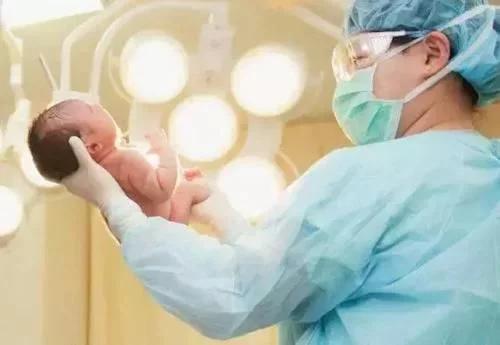 顺产宝妈的护理技巧你知否?月嫂分享恶露、伤口、涨奶等护理细节