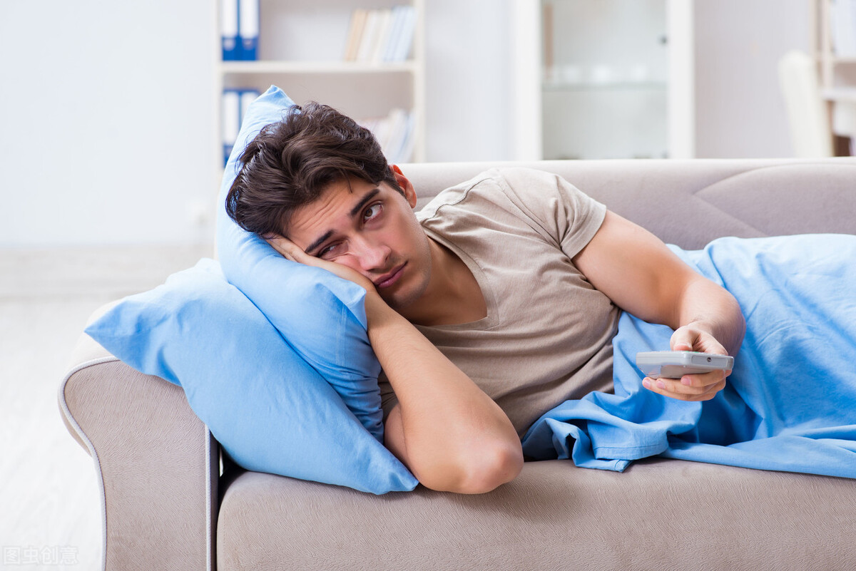 更年期绝经失眠盗汗吃什么药调理,女性更年期失眠潮湿盗汗月经不调