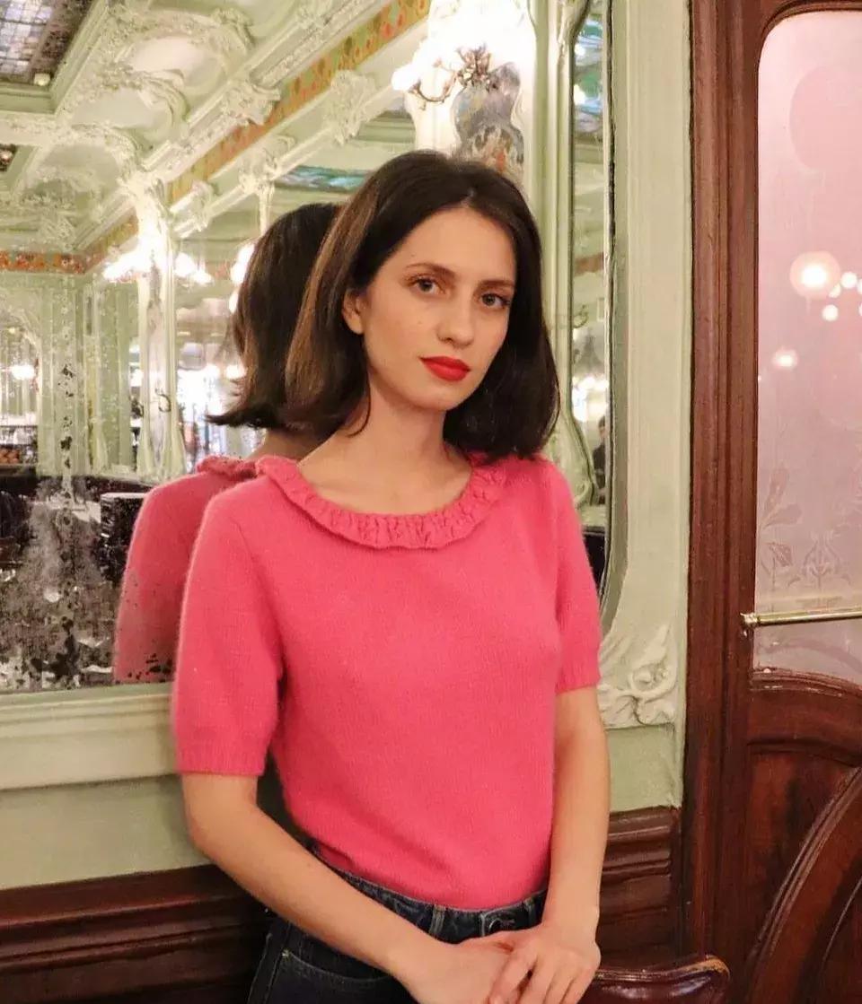 刘雯蕾丝服装,刘雯jennie