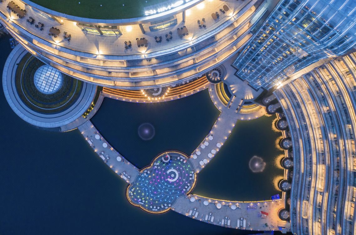 世界首个深坑酒店高清图,中国造世界唯一深坑酒店