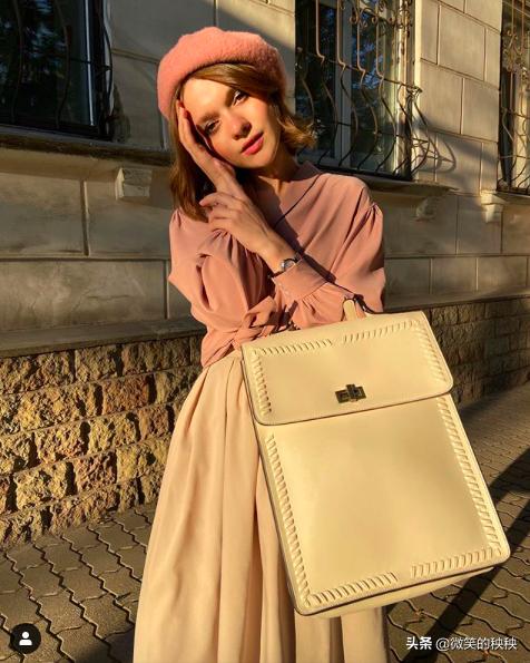 个子小+头大，学她这样扬长避短、玩转优雅，照样迷人