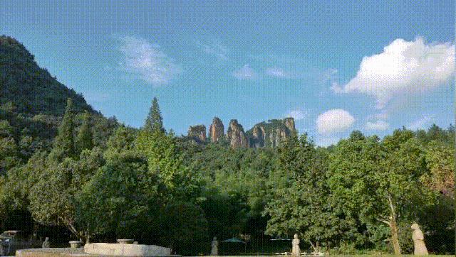金华这座1.5亿高龄的山峰，浓翠蔽日，风清月朗，还有试胆石等你去挑战