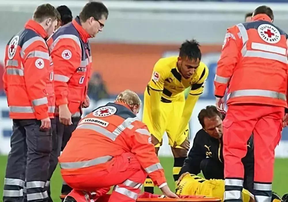 足球常见伤,足球中常见的运动损伤处理