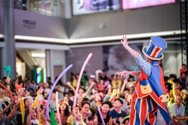 sm广场环球嘉年华,sm广场成都比赛