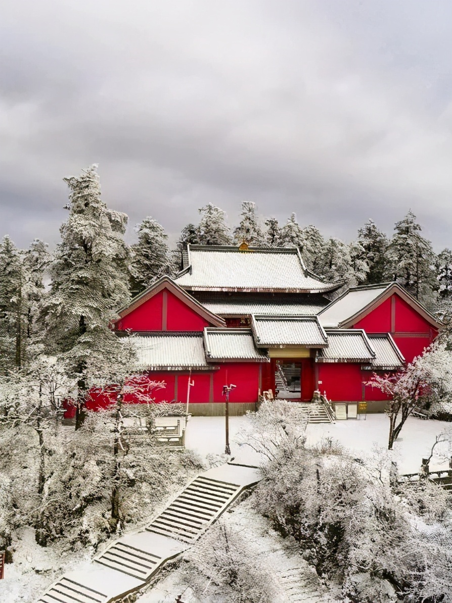 成都周边春节滑雪泡温泉,成都可以玩水也可以玩雪的地方
