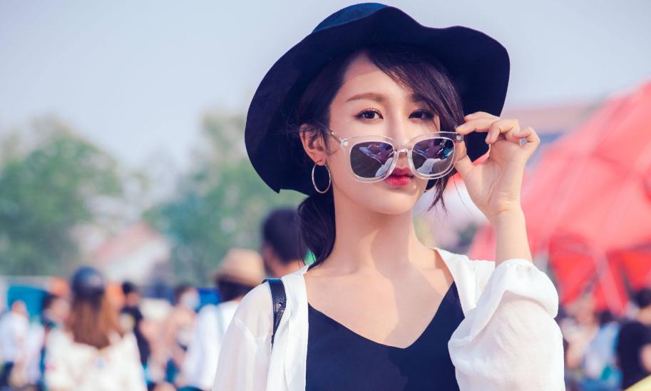 刚加微信女生不反感的开场白,刚加女生微信开场白该怎么说