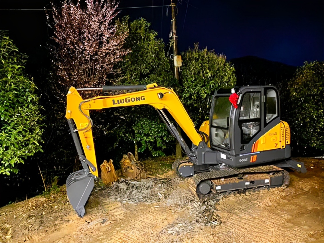 clg906d小挖机,clg906e资料