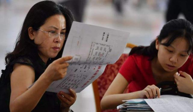 医学类最吃香的三个专业，毕业后薪资待遇高，很多医院抢着要