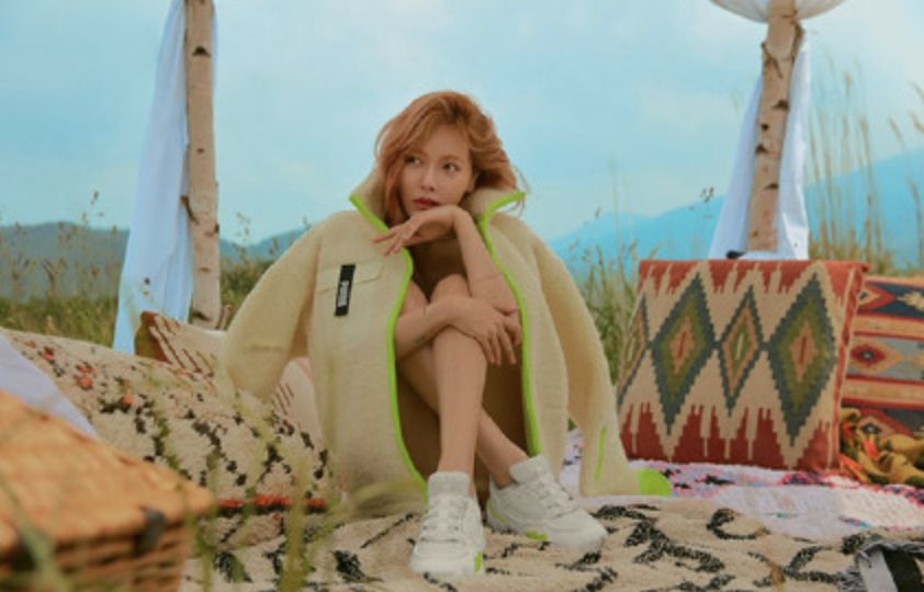 杨幂魏大勋真的是情侣吗,杨幂魏大勋情侣装现身同一小区