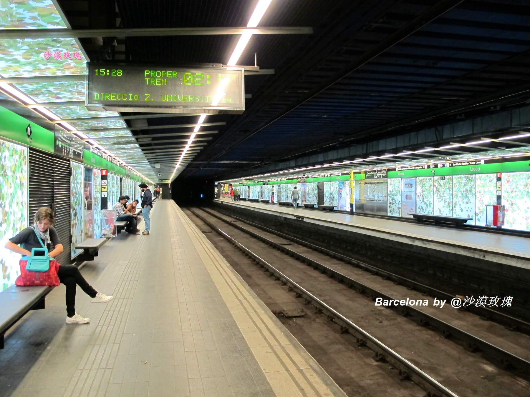 欧洲最大的体育场可容纳10万人，如何在旅途中看一场球赛？