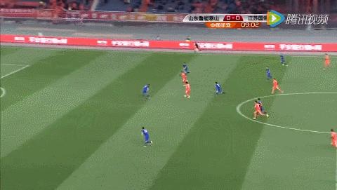 洛国富入选国足视频,洛国富为什么要去踢中甲