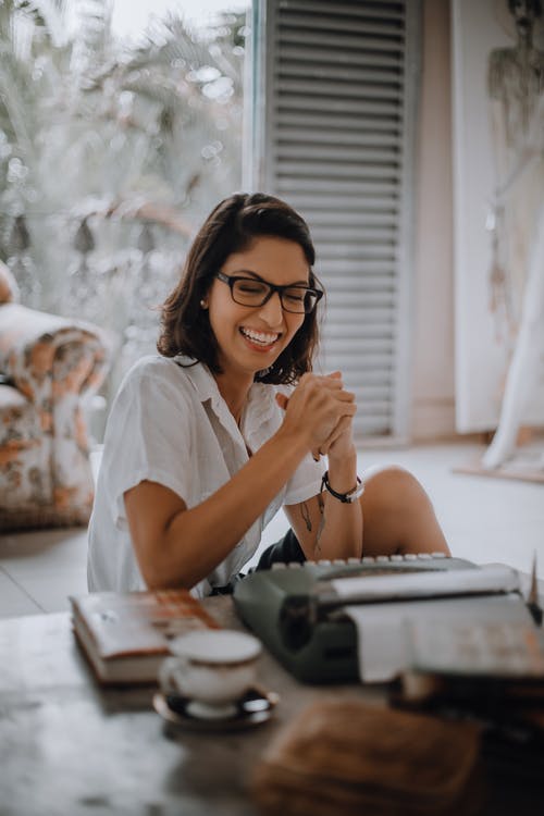 日本人气作家告诉我们：写作跟应聘一样，简单直接更容易让人接受