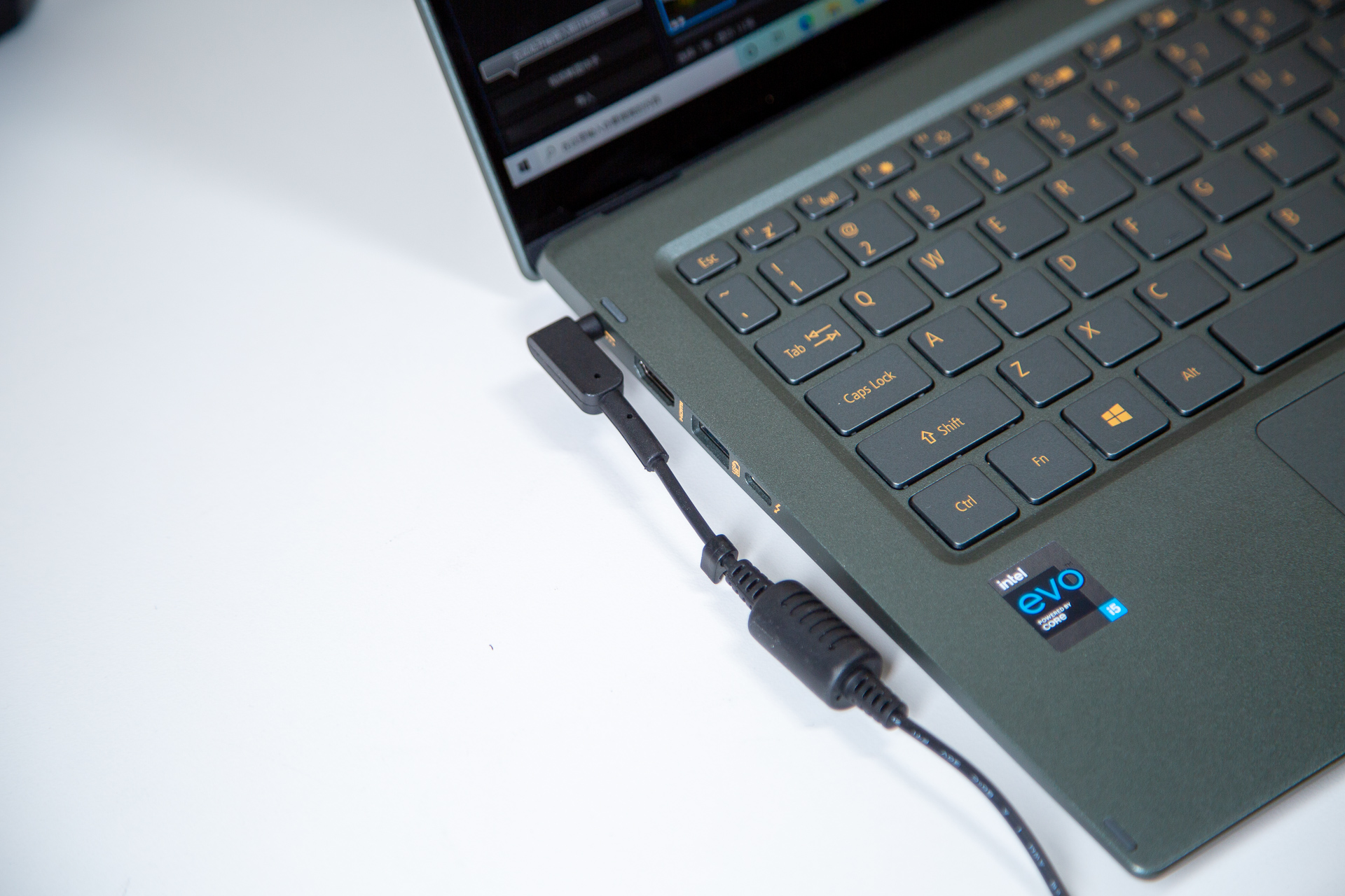 acer宏碁非凡s5,宏碁非凡s5有512g选择吗