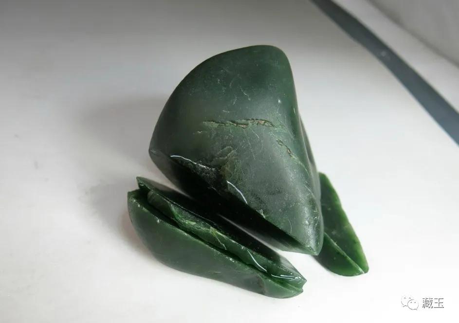 青花籽料山料和籽料,俄料籽料和山料籽料的区别