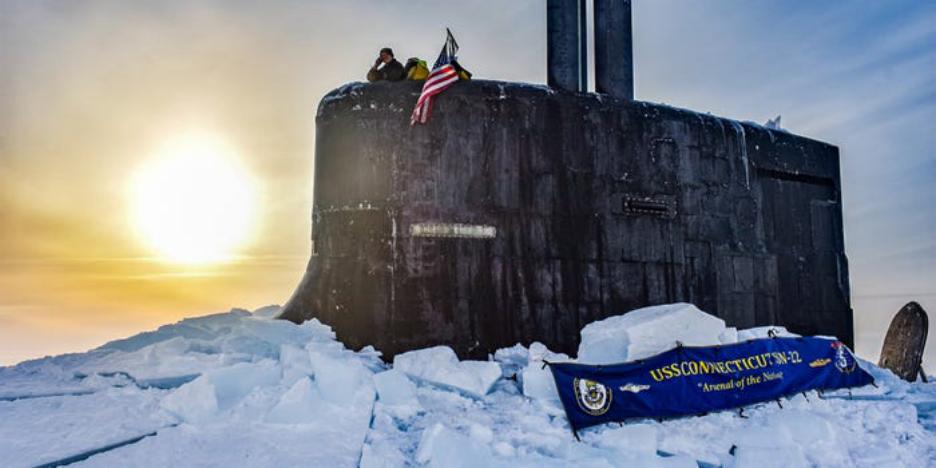 苍龙级潜艇指挥塔高度,潜艇指挥塔内部