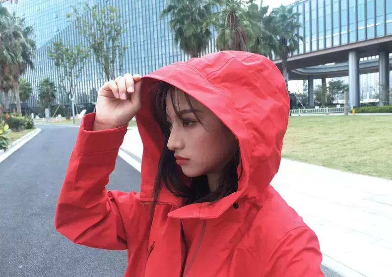 冲锋衣也要修身好看！红色才是最撩人的配色哦