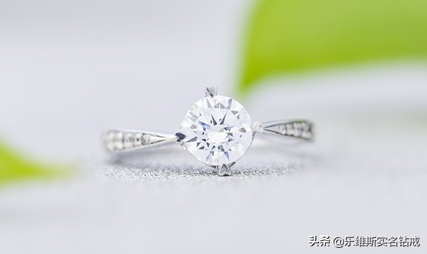 au750钻戒是真的钻戒吗,钻戒材料的金750和18k有什么区别