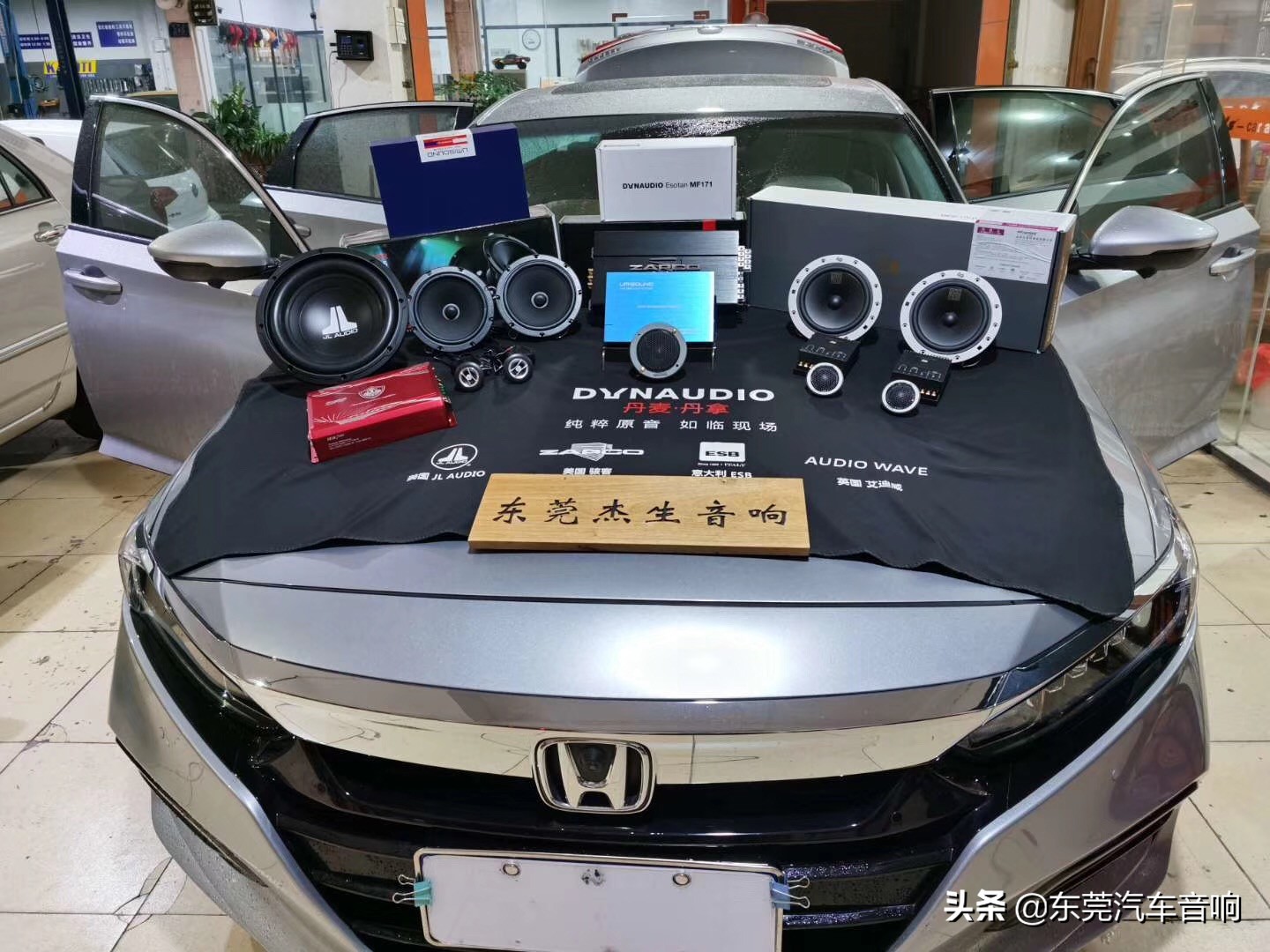 本田雅阁改音响有必要加低音炮吗,22款本田雅阁音响怎么调效果最好