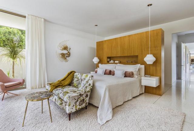 石膏线背景墙不居中,石膏线背景不适用