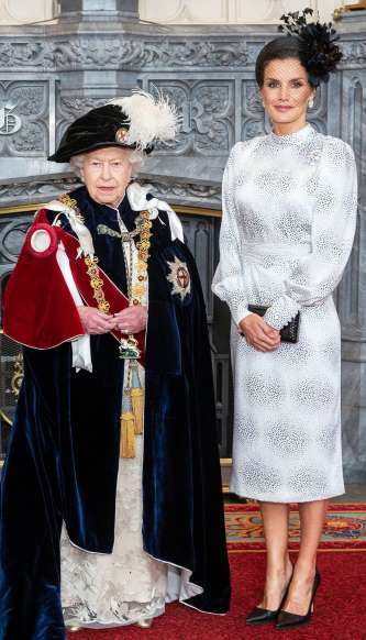 西班牙王后莱蒂西亚着装2019,西班牙王后莱蒂齐亚优雅穿搭