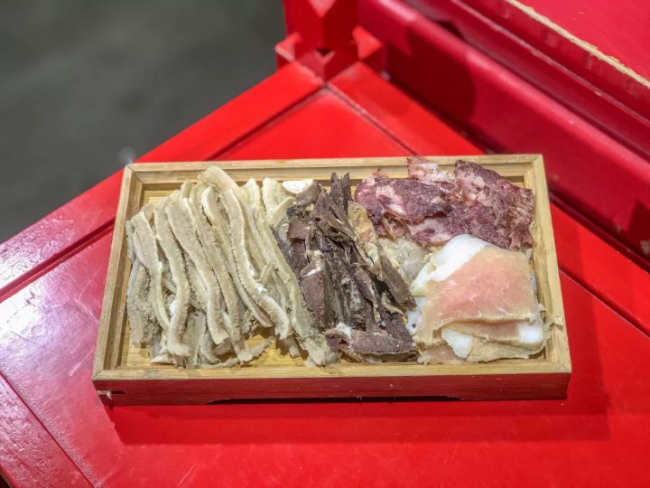 成都斗鸡饭场店,成都斗鸡饭场总店