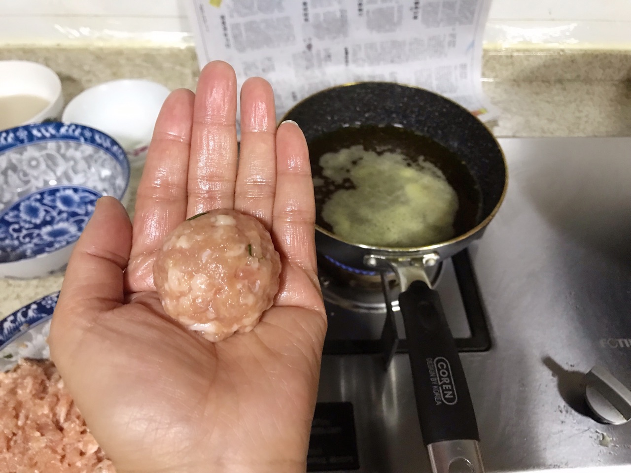 炸肉丸调味料,奶奶的新发明炸丸子