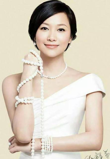 杨幂谈安全感 (杨幂说女生需要安全感)