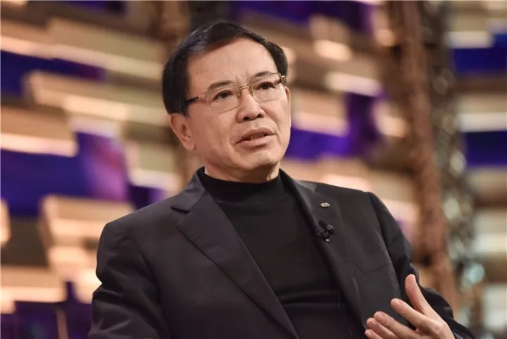 从“最差老板”到营收千亿的电子龙头，“追潮人”李东生