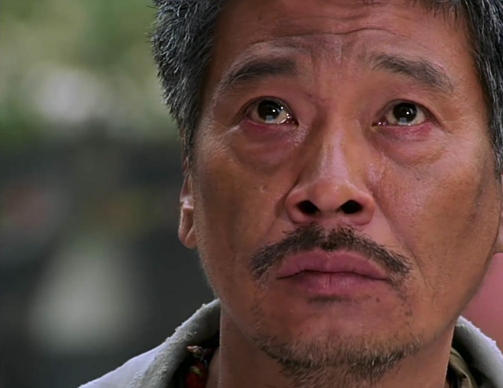 少林足球星爷真的挨棍了吗,少林足球星爷教达叔学功夫