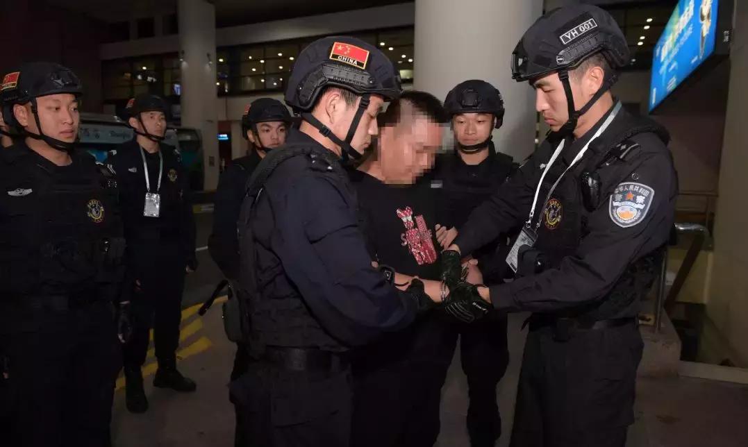 三名网上在逃人员相继落网,42名跨境电诈嫌犯被抓
