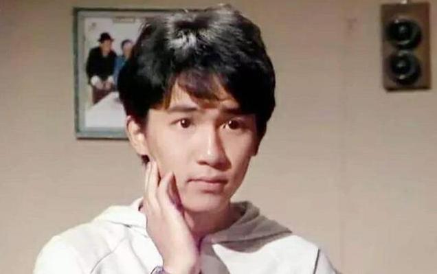 周星驰的喜剧片少林足球,香港喜剧片《少林足球》