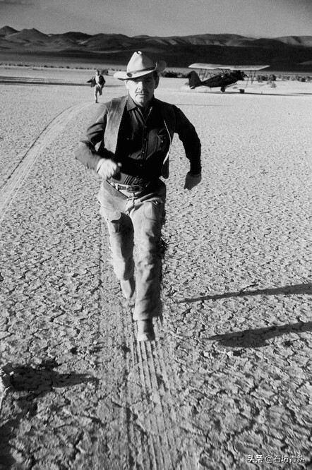 《不合时宜的人》充满了死亡的味道梦露拍摄现场虐待电影皇帝