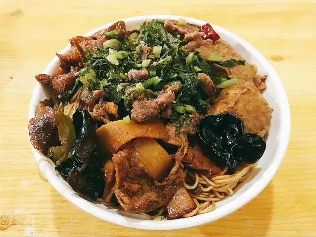 无锡小龙虾夜市,无锡小龙虾海鲜烧烤推荐