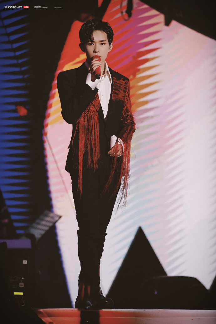 大家对易烊千玺的评价一段话,易烊千玺人物评价简洁