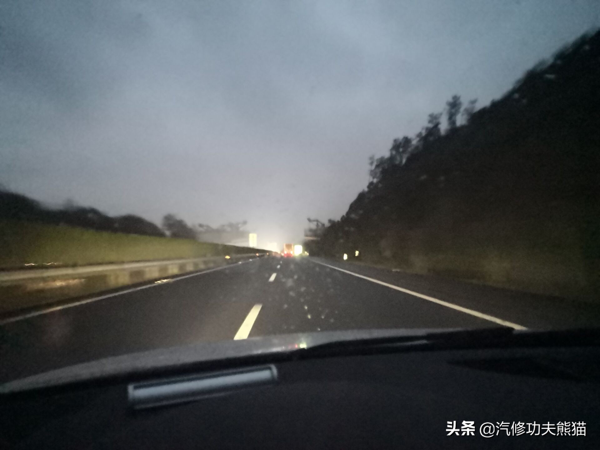 13年奥迪tts多少公里烧机油,奥迪tts急加速故障灯