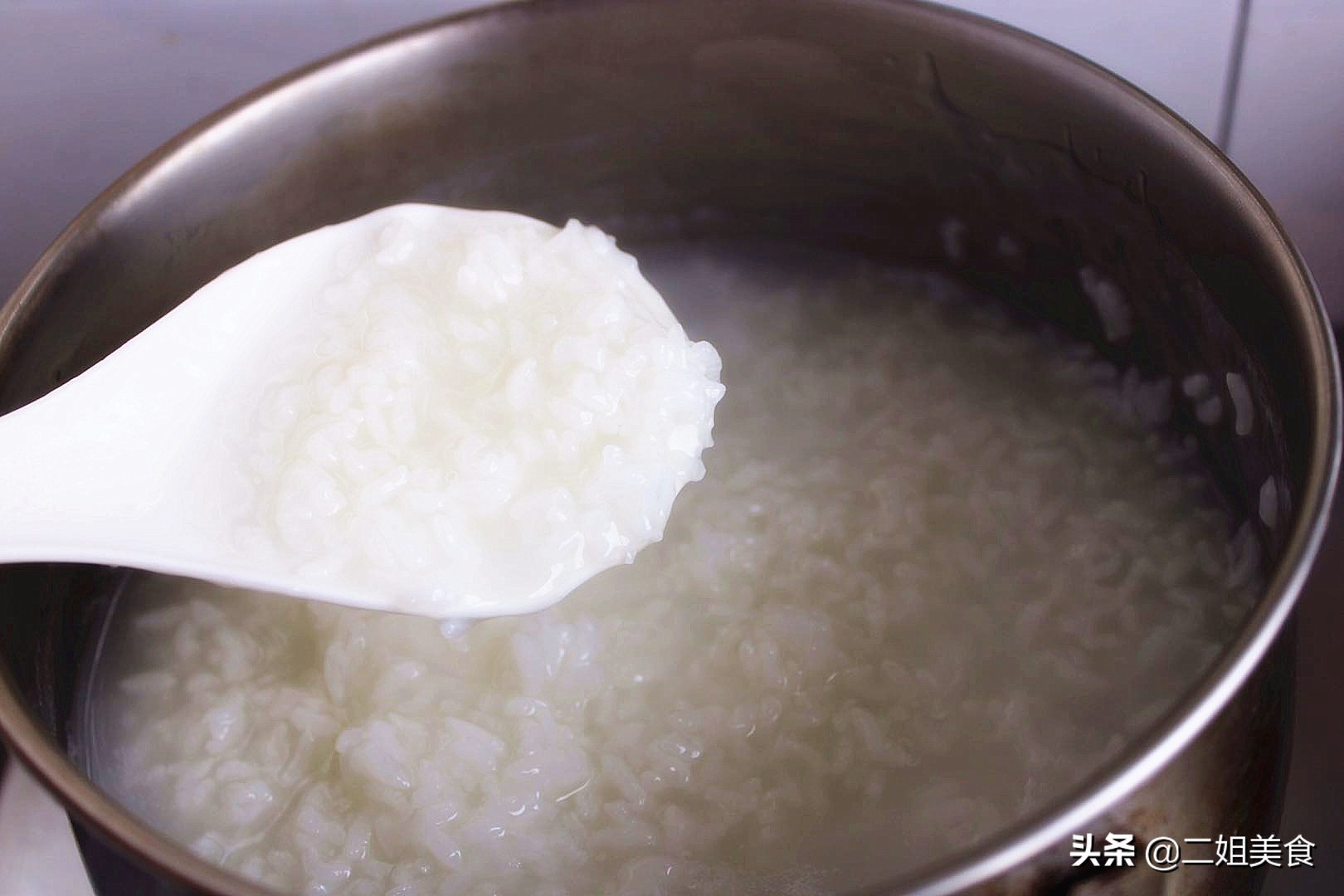 怎样煮大米粥又快又好,电饭锅大米粥怎么煮又滑又粘稠