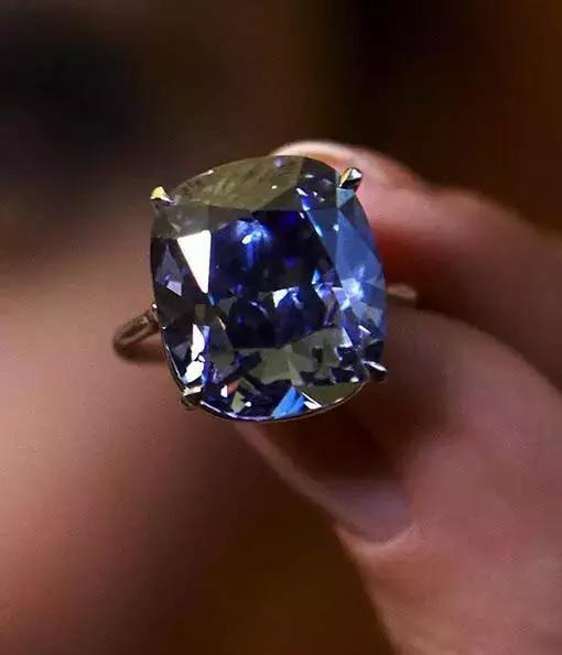 钻戒是智商税吗,买钻戒真的是交智商税吗