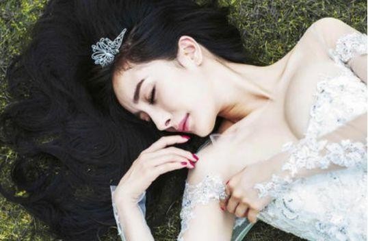 林志玲和身材高大的明星合影,娱乐圈女明星身材最好的是谁