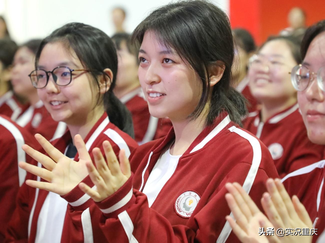 关于重庆高考复读,重庆历年高考复读人数