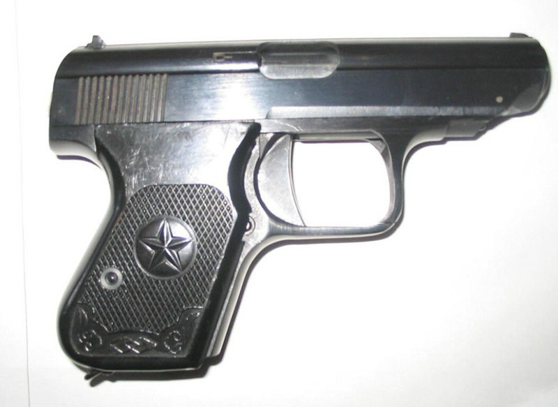 北京军博被盗案,警方挖出17年前丢失的手枪