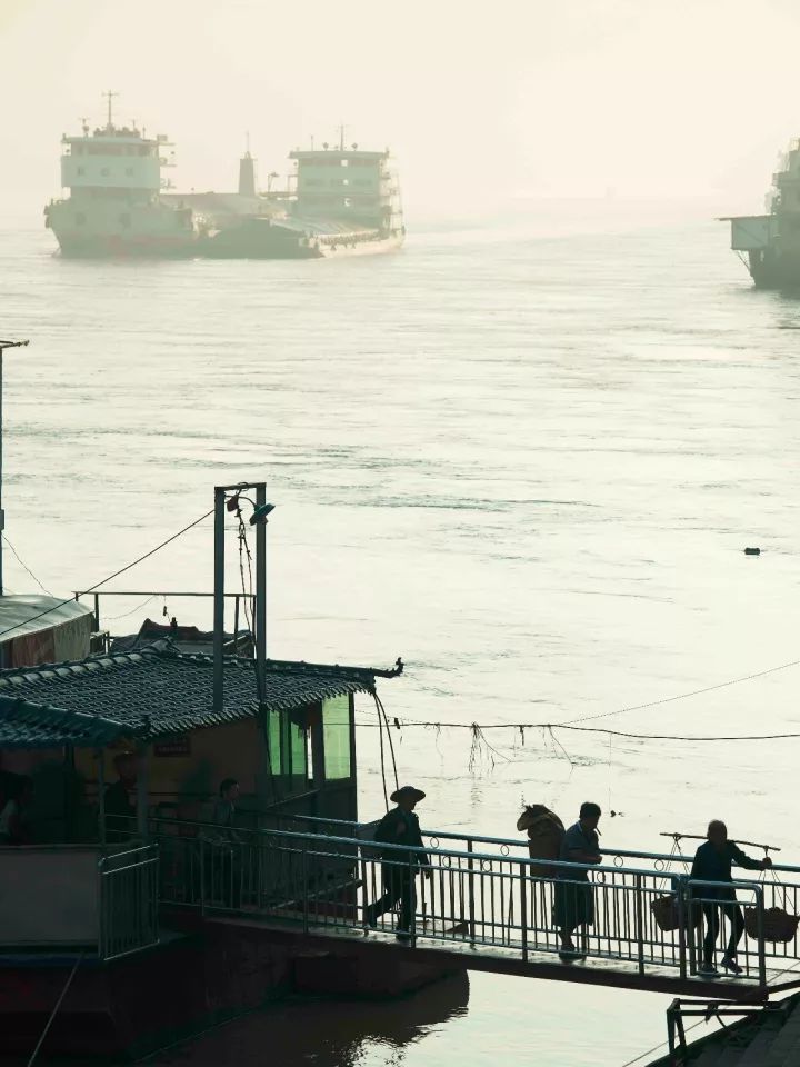 李英杰“共饮长江水”摄影工作坊第二季火热招募中