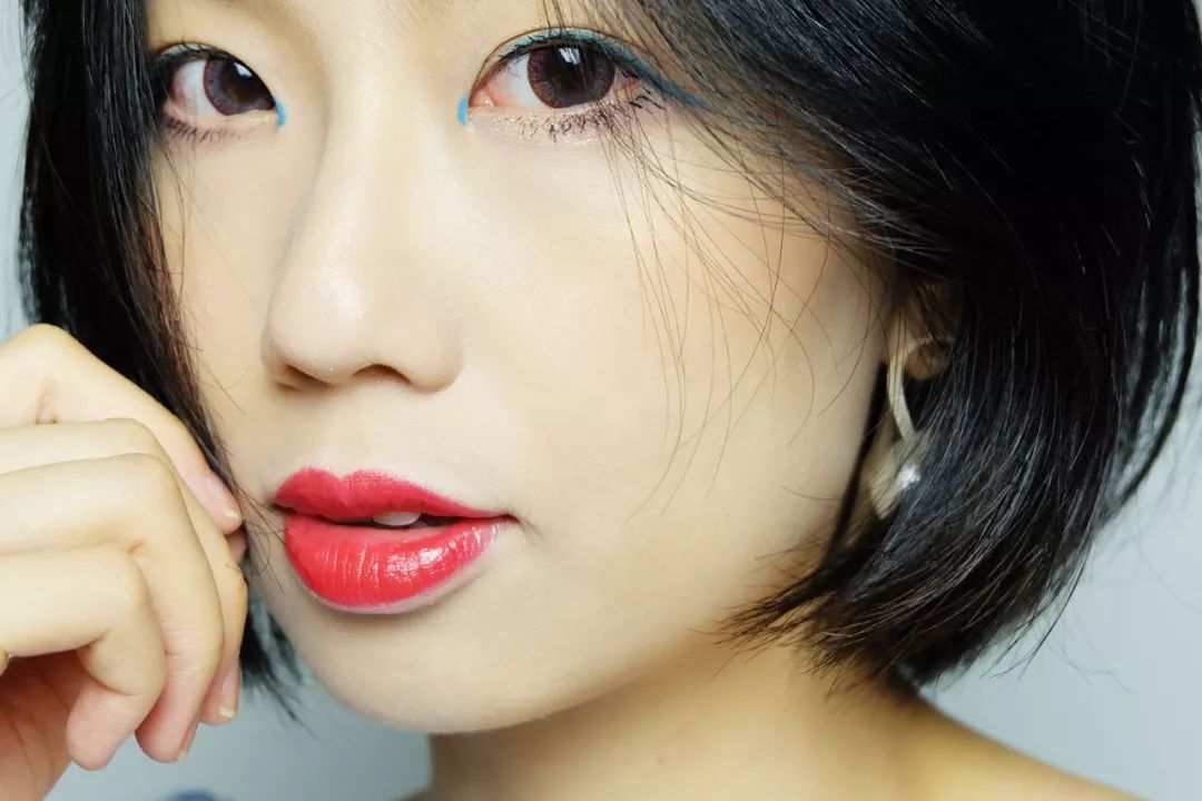 欧阳娜娜唇妆化妆教程,简单又日常的元气妆欧阳娜娜