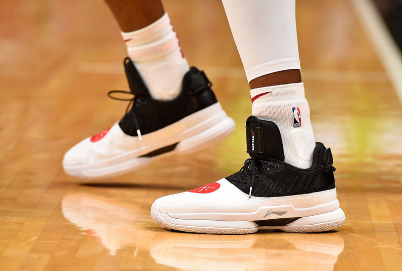 今天来看看球星都穿什么球鞋,新赛季战火重燃