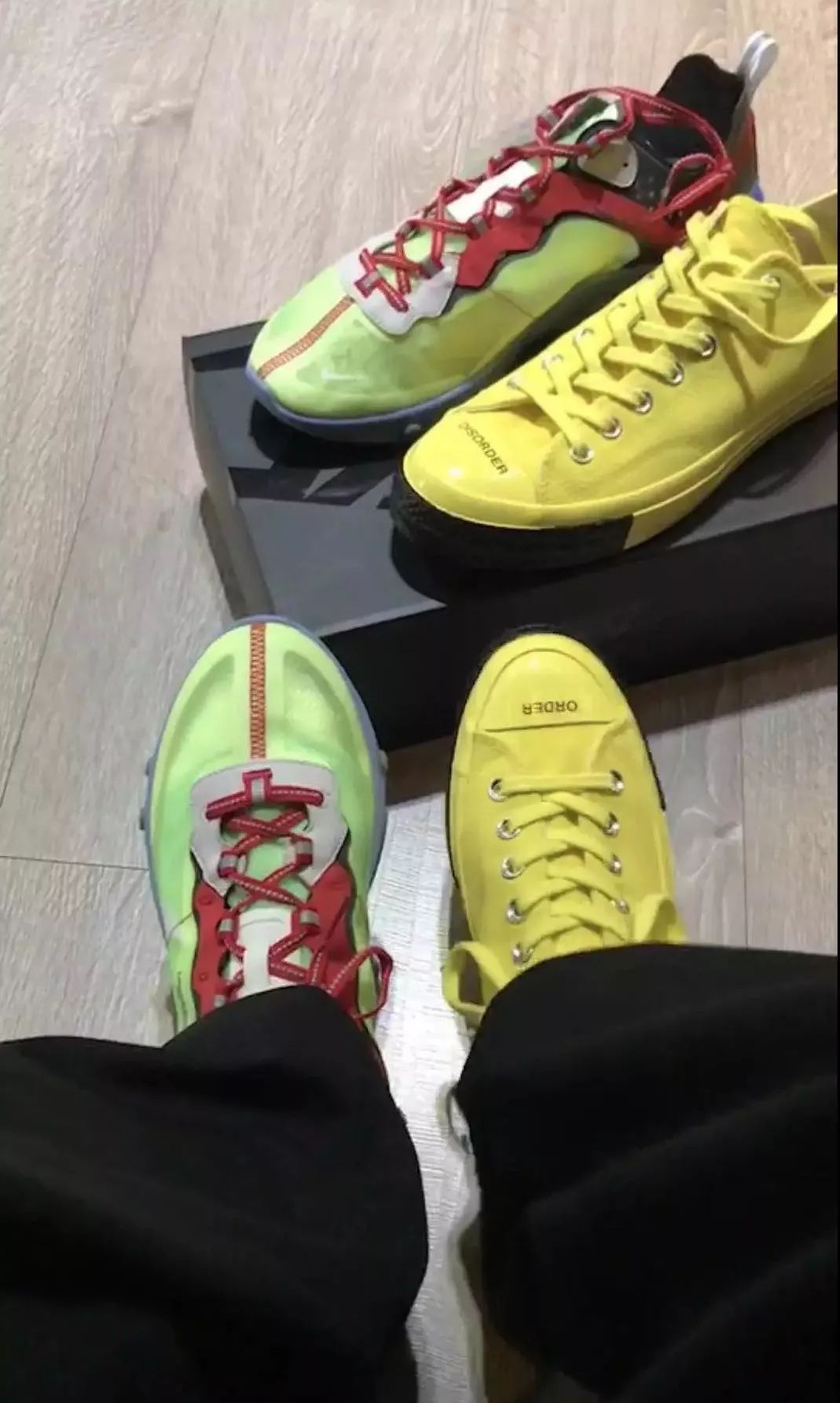 黑脚趾系列热度不减，价格一度超越OFF-WHITE系列！UNDERCOVER欲夺“倒闭一哥”称号？｜YO!鞋闻