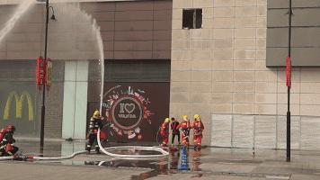 【安全】商场遇上突发火灾怎么办？