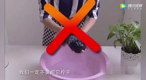 毛衣缩水、变形怎么办？教你一招，立马复原！