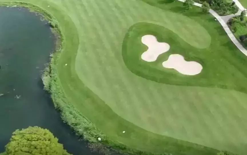 丽江的高尔夫球场,丽江高尔夫球场